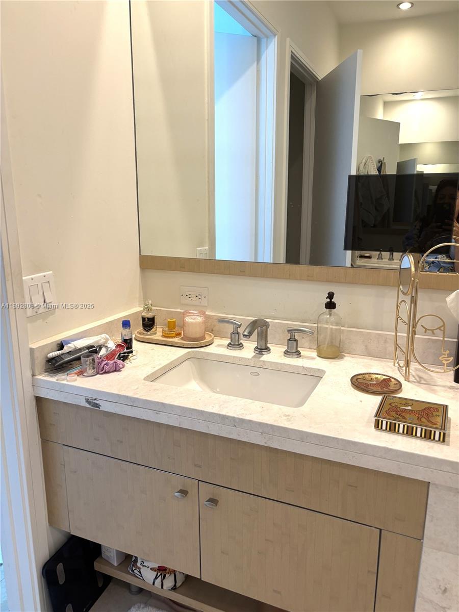ASIA CONDO - Residential