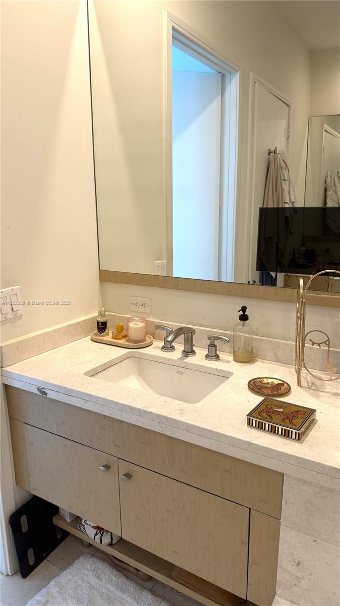 ASIA CONDO - Residential