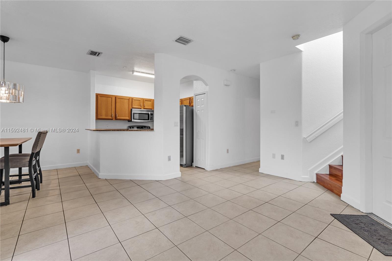 ISLANDS AT DORAL NORTHWES - Residential