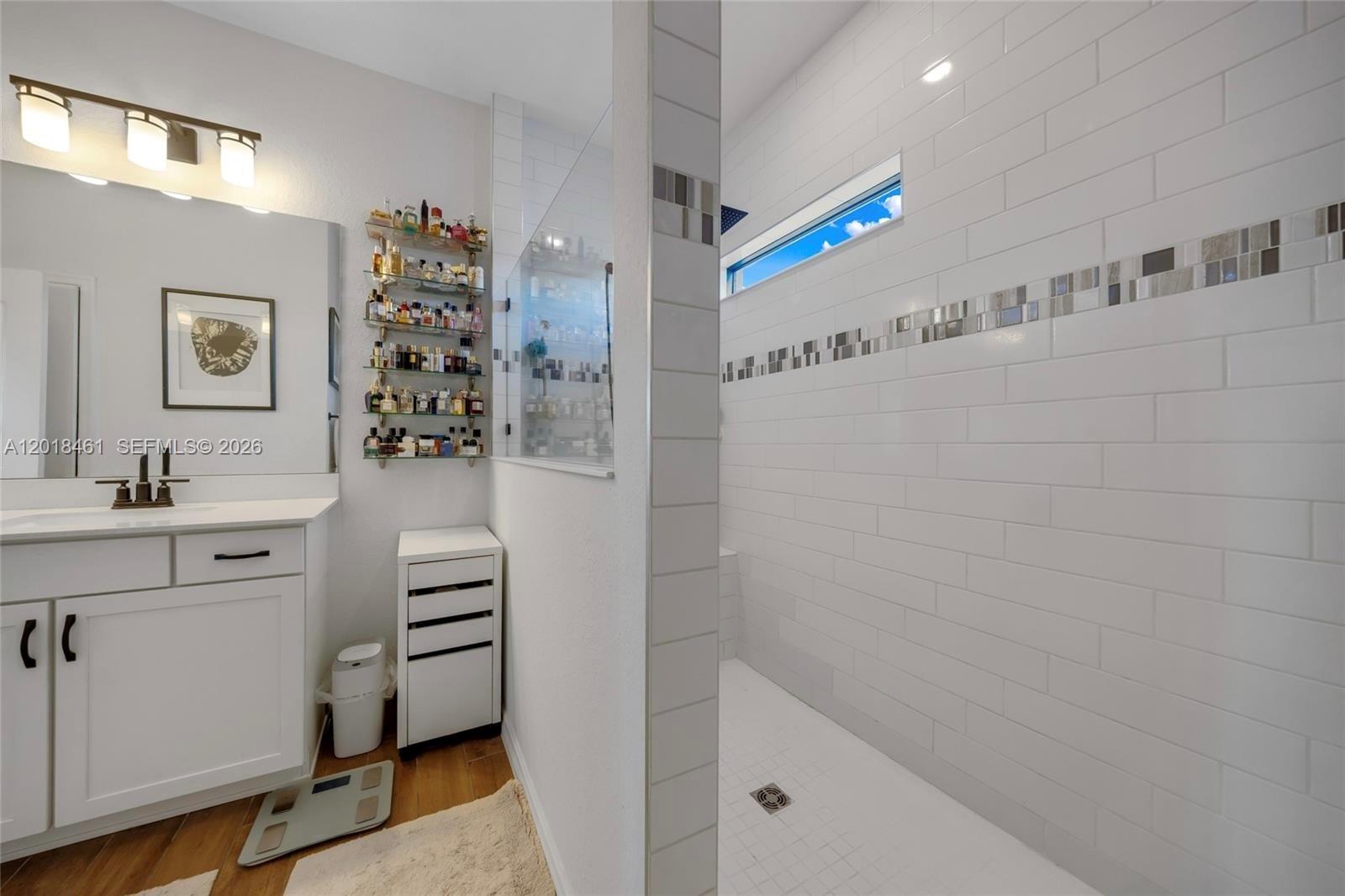 OAK TREE PROPERTY REDEVEL - Residential