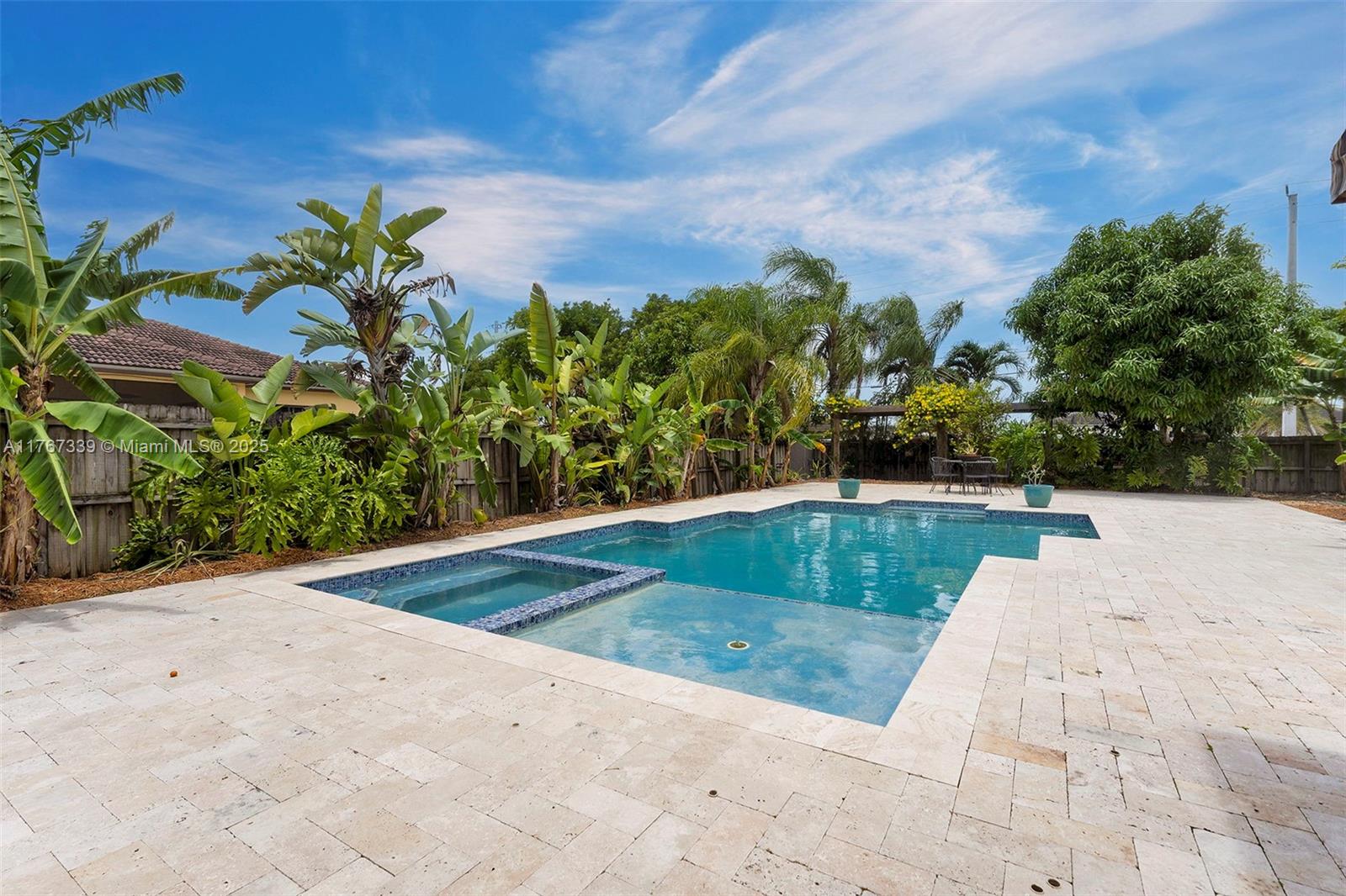 EMERALD GREENS SUB - Residential