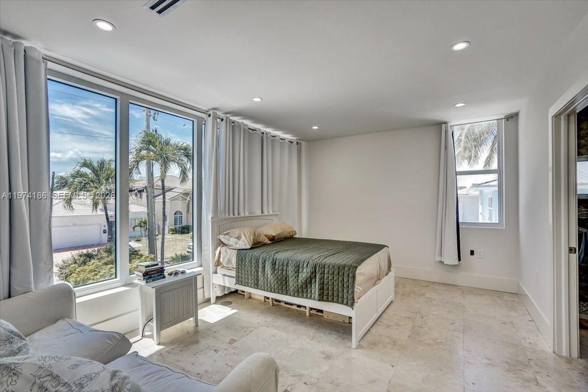 LAUDERDALE BEACH - Residential