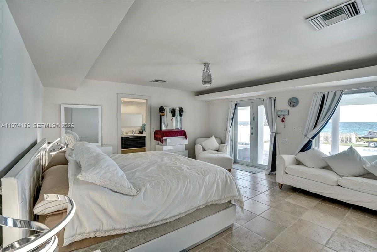 LAUDERDALE BEACH - Residential