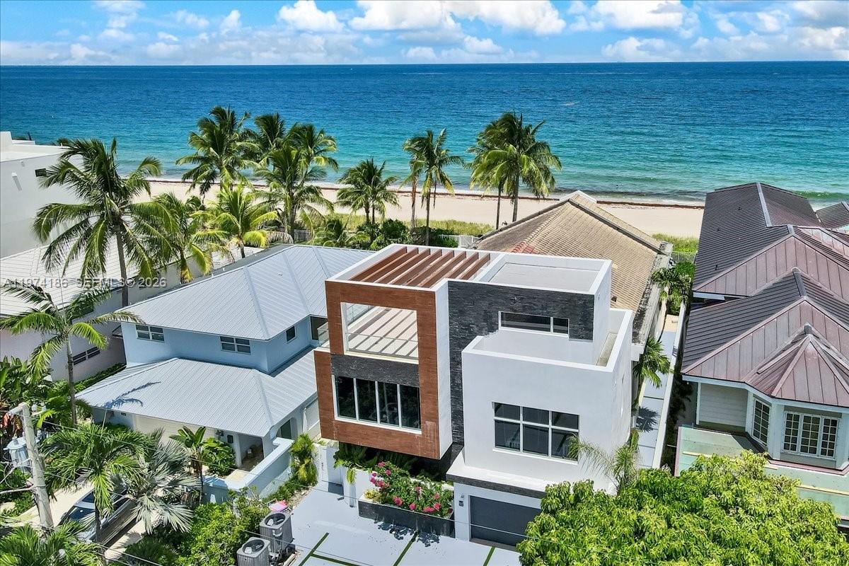 LAUDERDALE BEACH - Residential