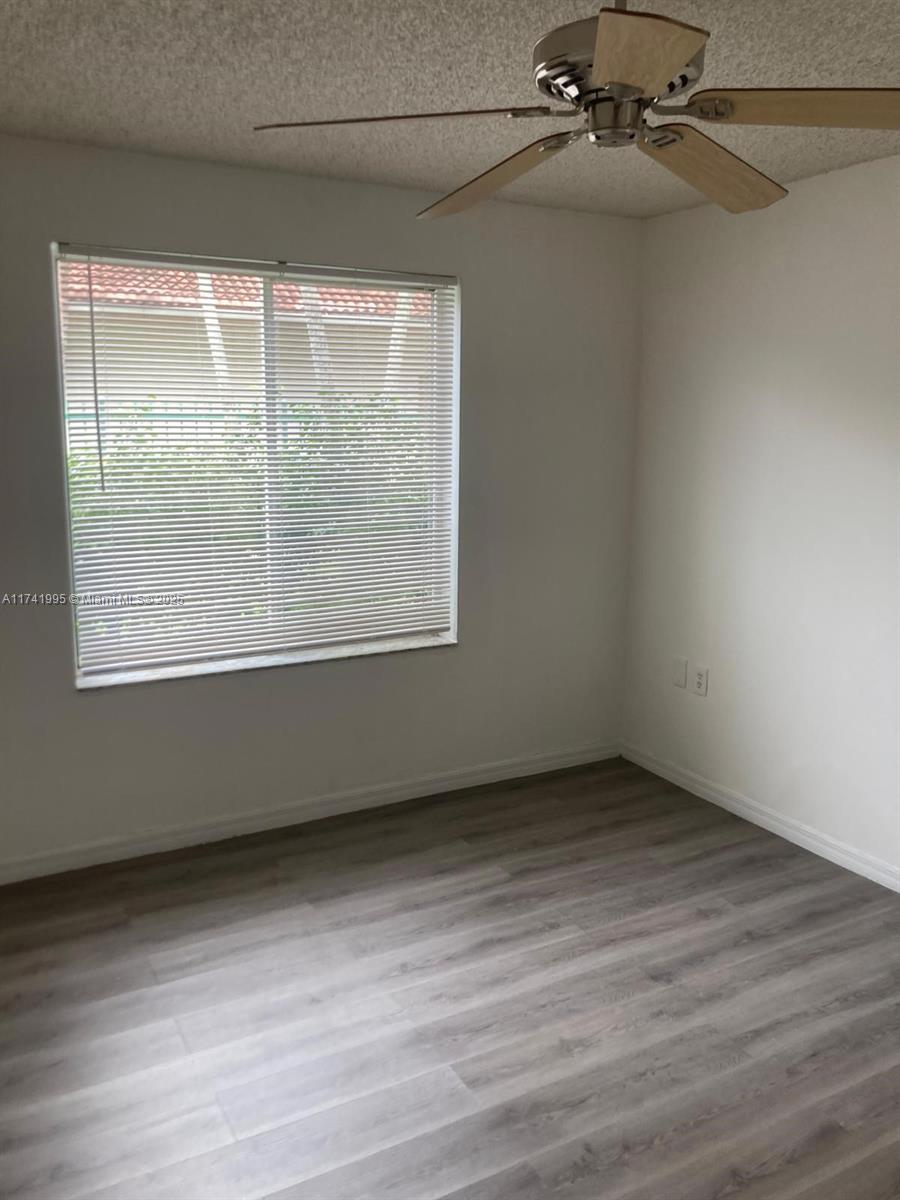 STERLING VILLAGES OF PALM - Residential Lease