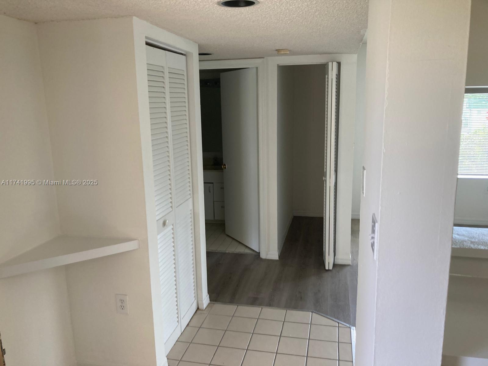 STERLING VILLAGES OF PALM - Residential Lease