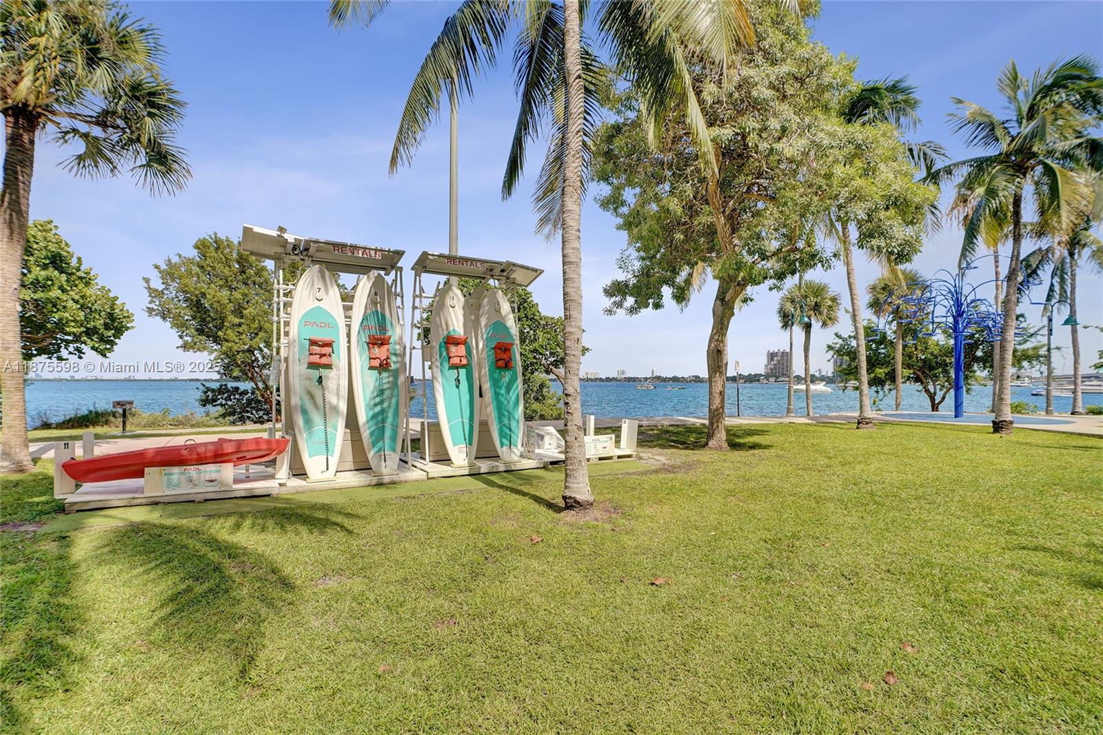 QUANTUM ON THE BAY CONDO - Residential