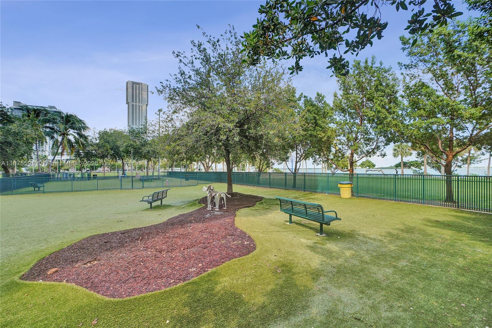 QUANTUM ON THE BAY CONDO - Residential