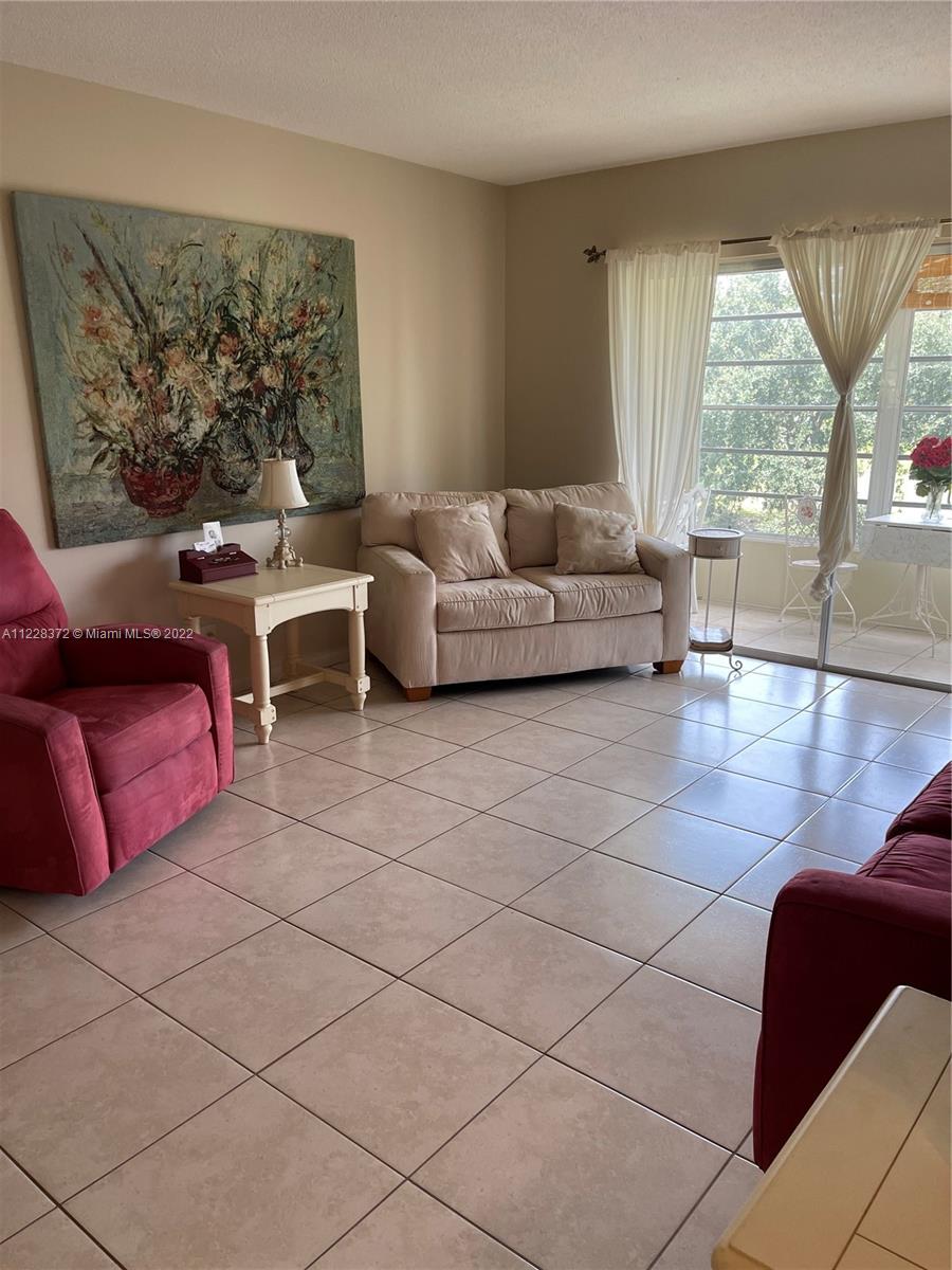 BRADLEY HALL CONDO - Residential