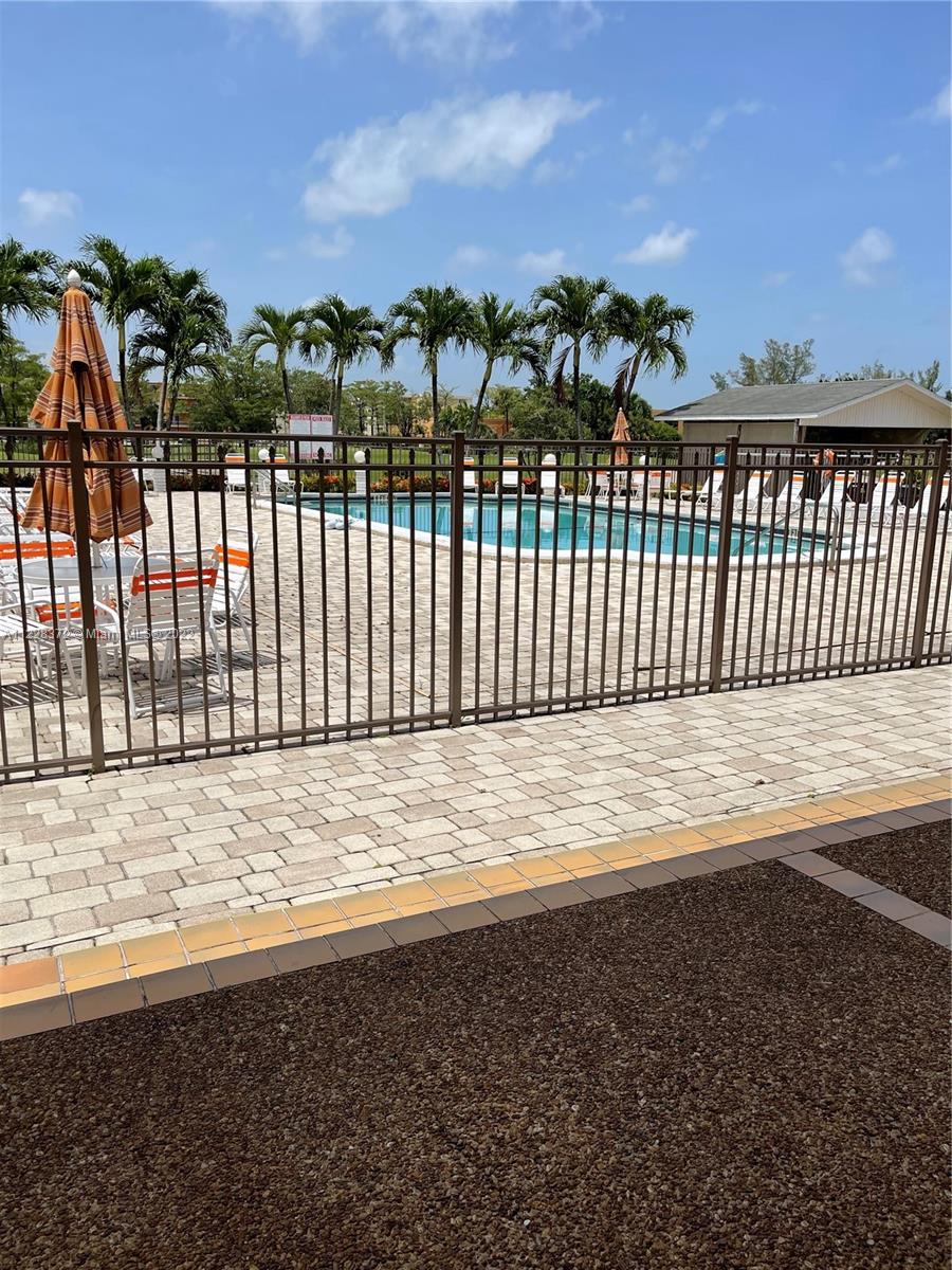 BRADLEY HALL CONDO - Residential
