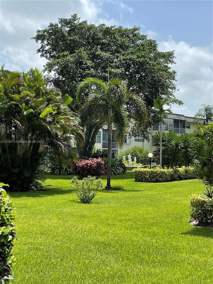 BRADLEY HALL CONDO - Residential