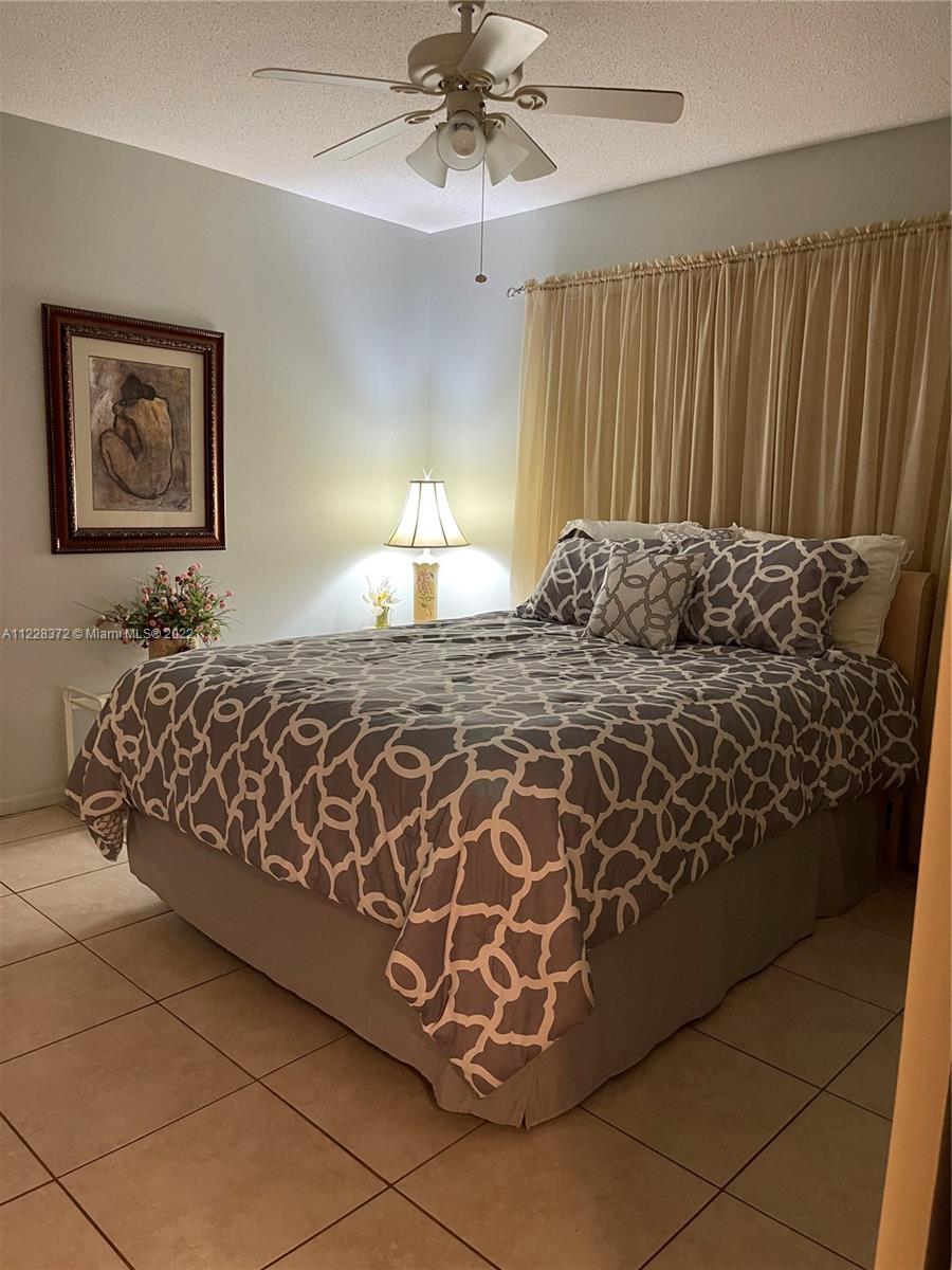 BRADLEY HALL CONDO - Residential