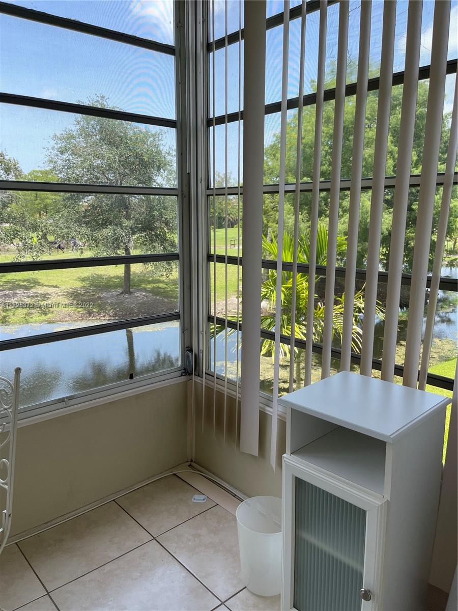 BRADLEY HALL CONDO - Residential