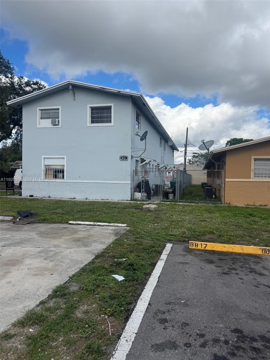 DAVIE BOULEVARD PARK - Residential Income