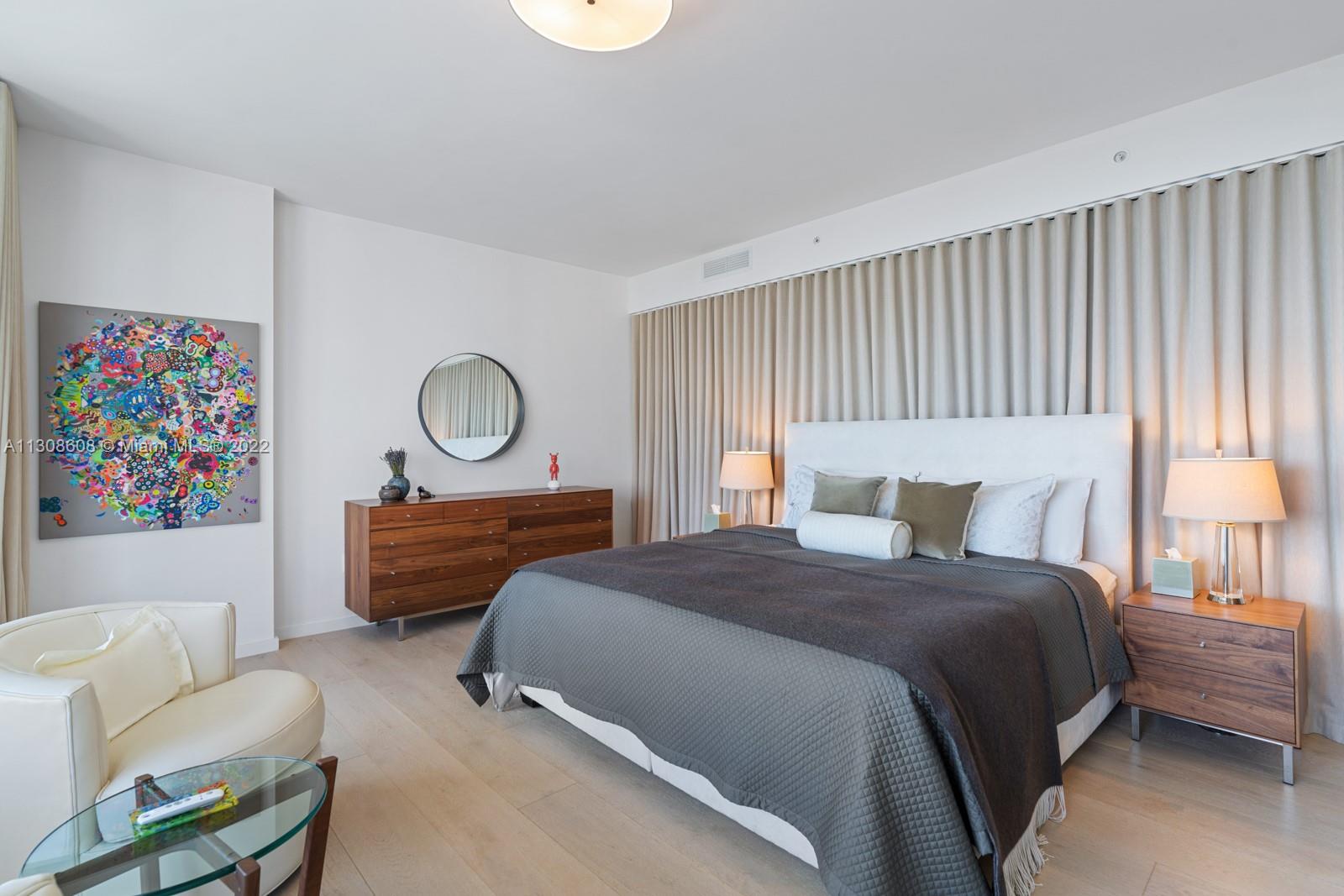 ONE OCEAN CONDO - Residential