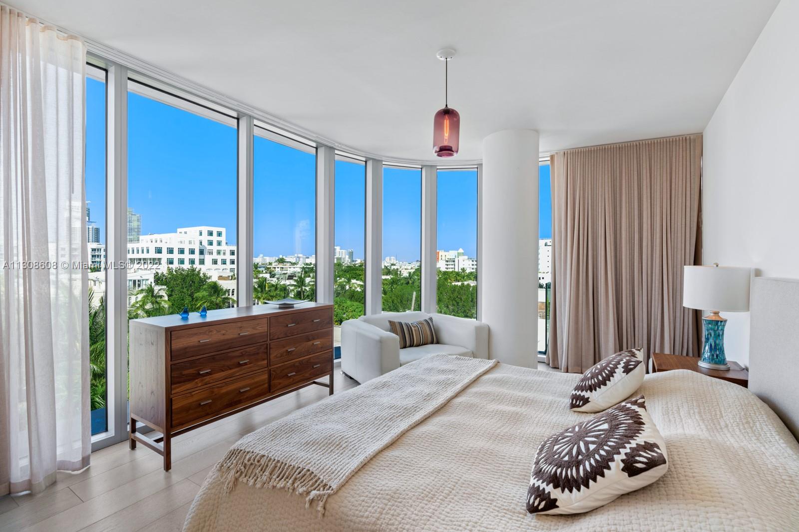 ONE OCEAN CONDO - Residential