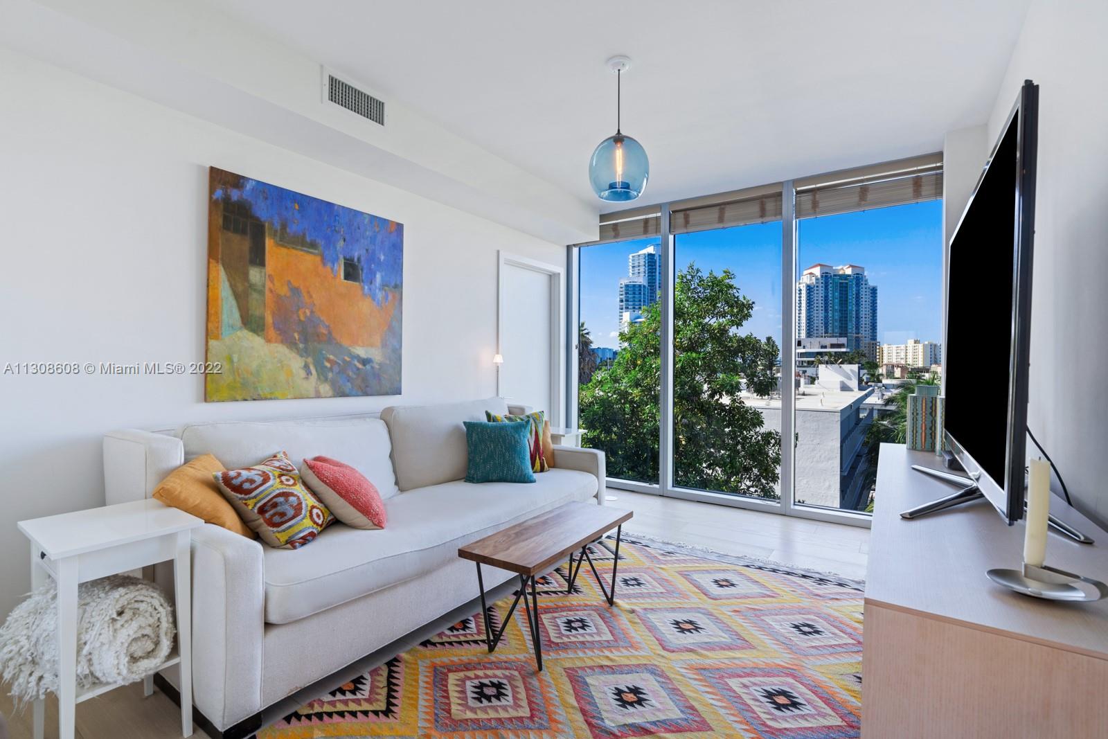ONE OCEAN CONDO - Residential