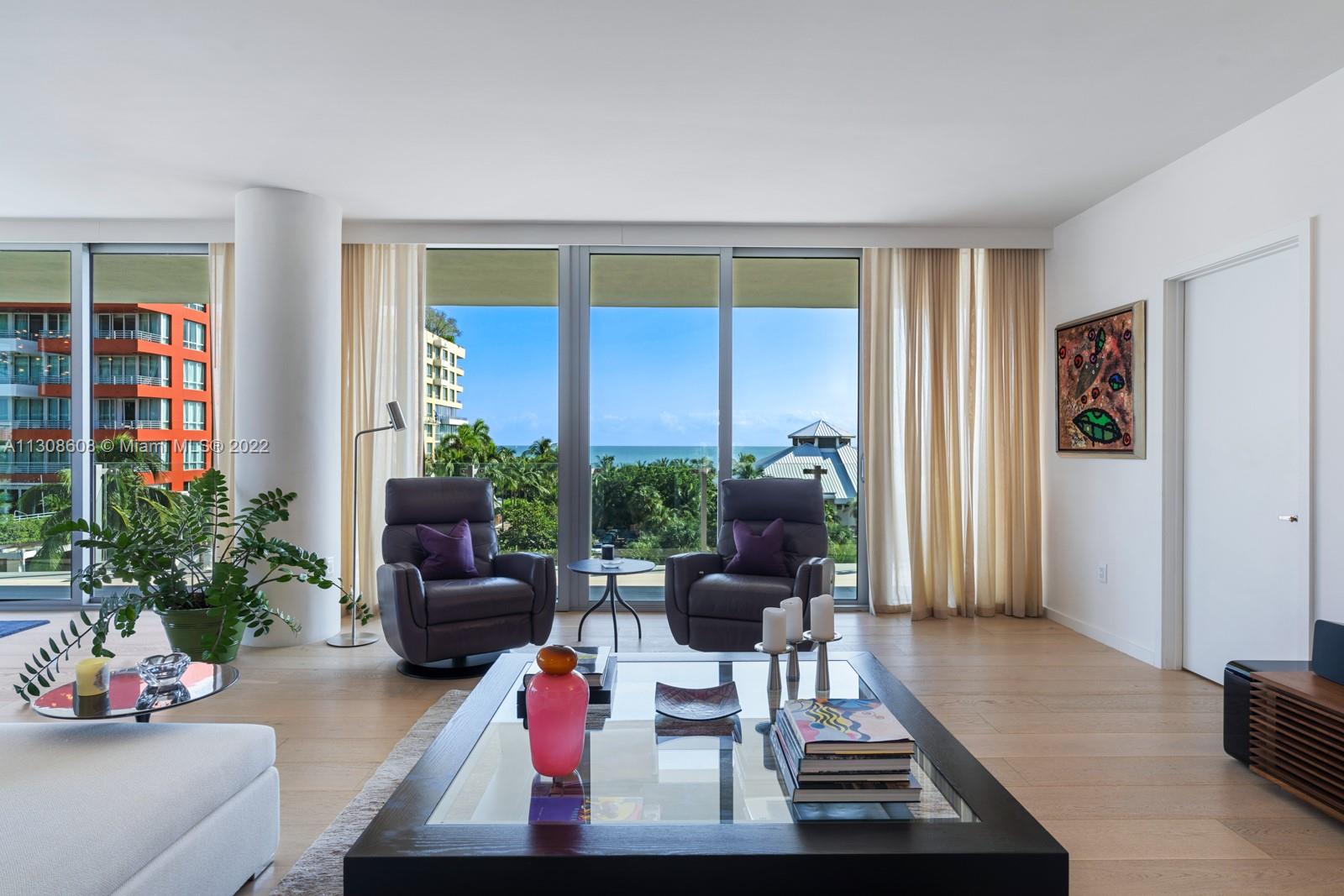 ONE OCEAN CONDO - Residential
