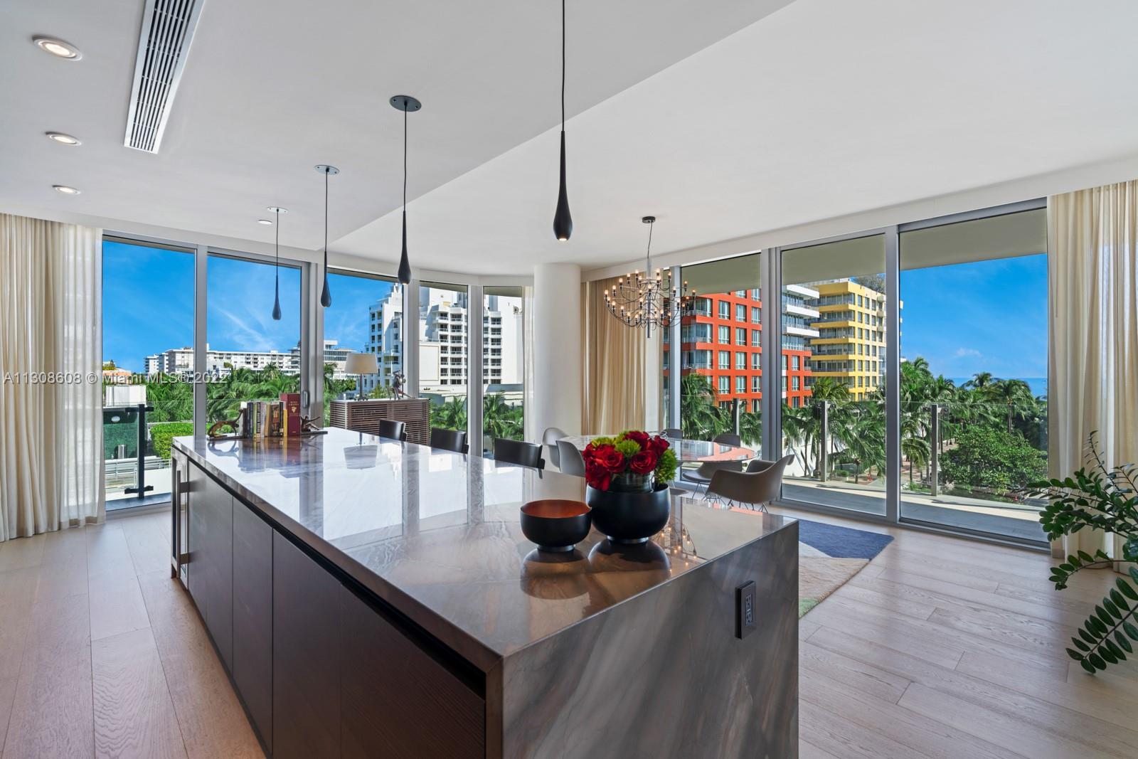 ONE OCEAN CONDO - Residential