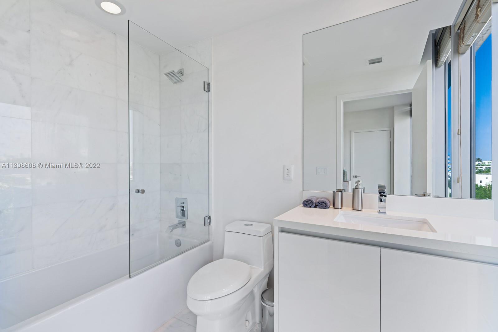 ONE OCEAN CONDO - Residential