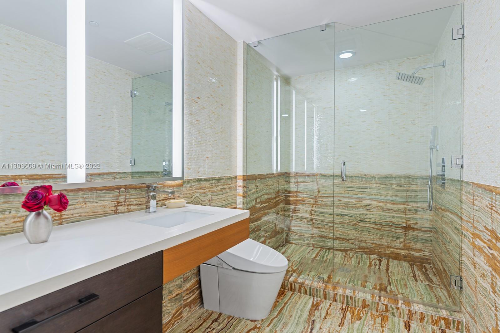 ONE OCEAN CONDO - Residential