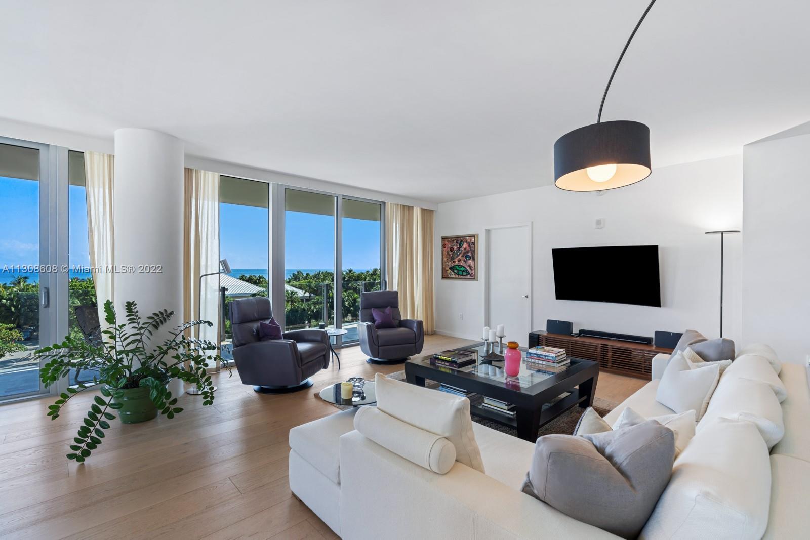 ONE OCEAN CONDO - Residential