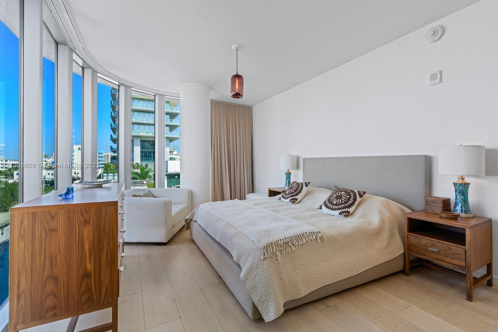 ONE OCEAN CONDO - Residential