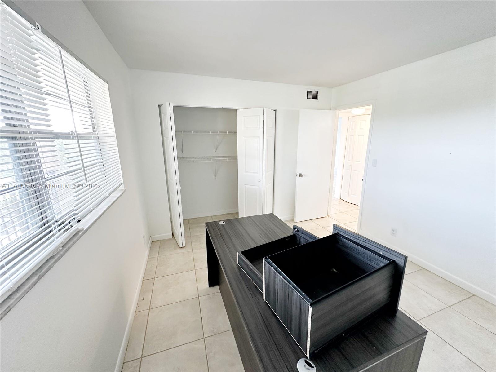 SUNRISE ISLAND CONDOMINIU - Residential