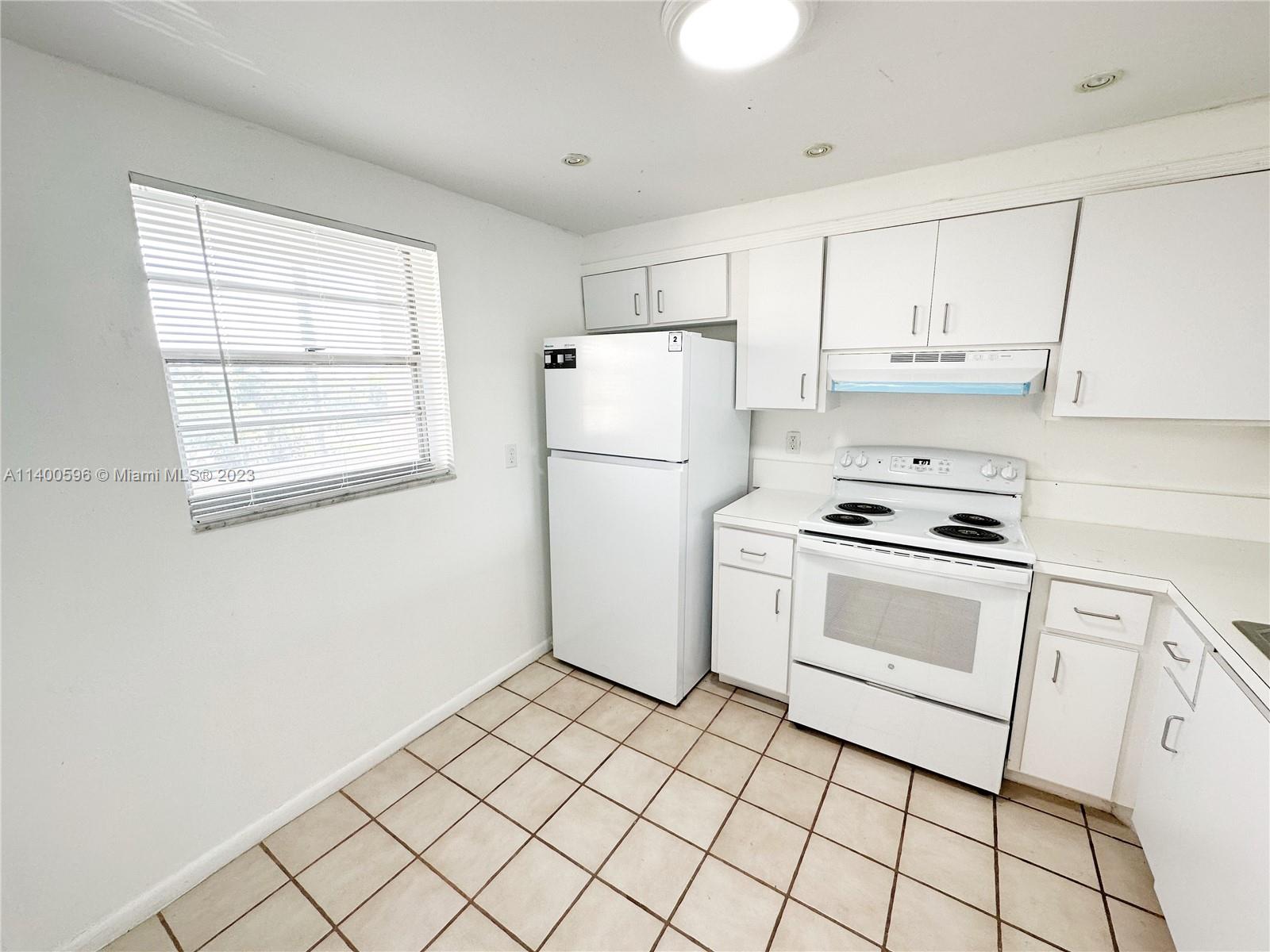 SUNRISE ISLAND CONDOMINIU - Residential