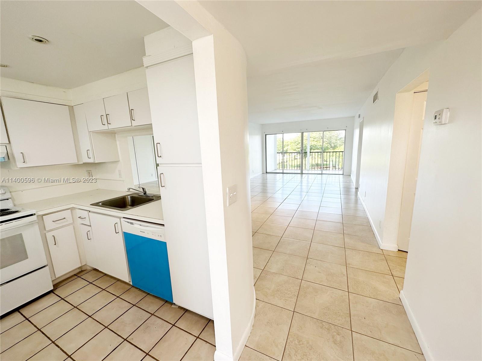 SUNRISE ISLAND CONDOMINIU - Residential