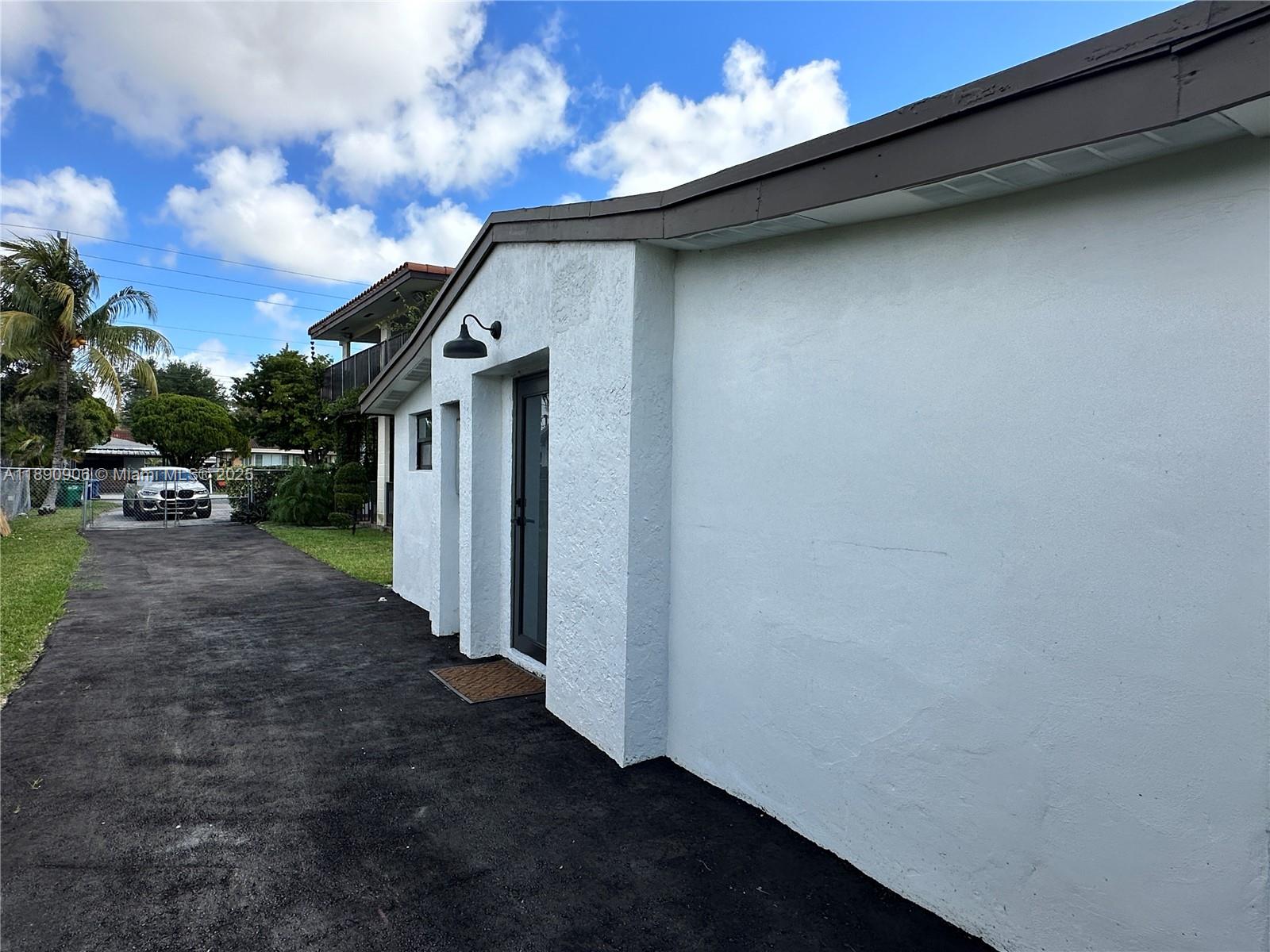 MIAMI GATEWAY REV - Residential Lease