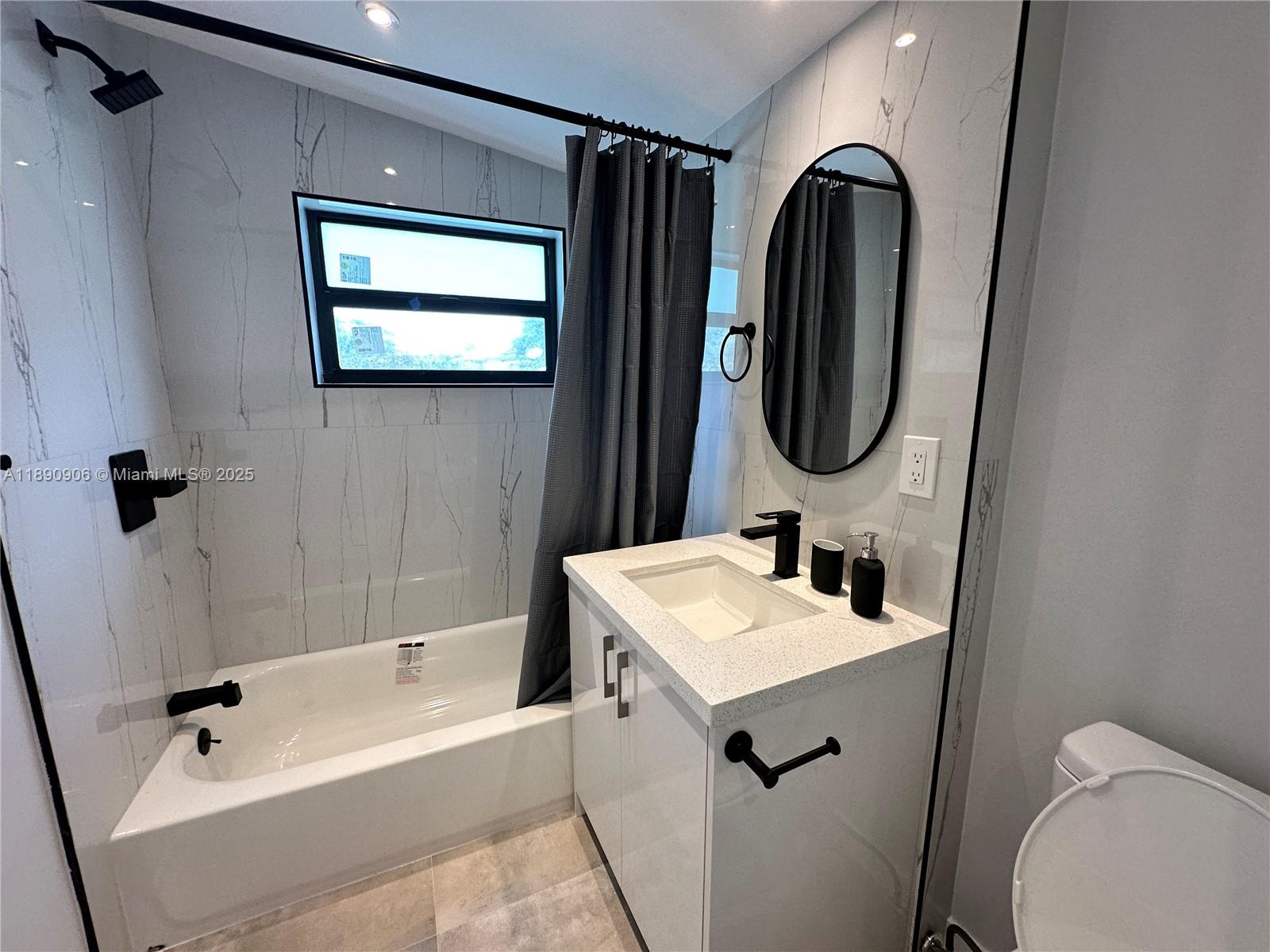 MIAMI GATEWAY REV - Residential Lease
