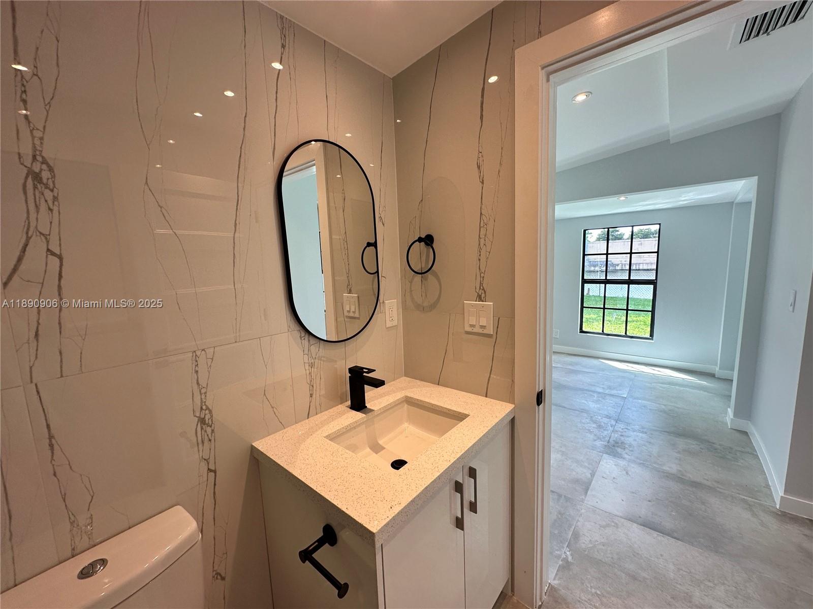 MIAMI GATEWAY REV - Residential Lease
