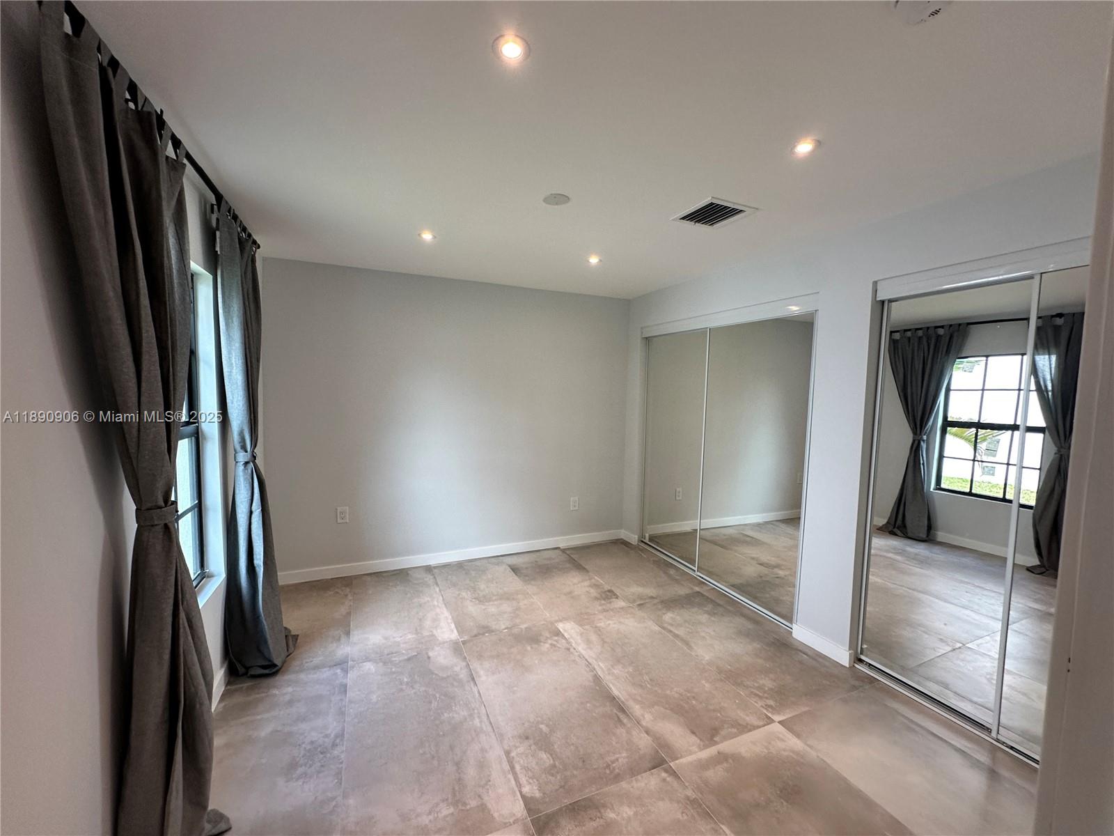 MIAMI GATEWAY REV - Residential Lease