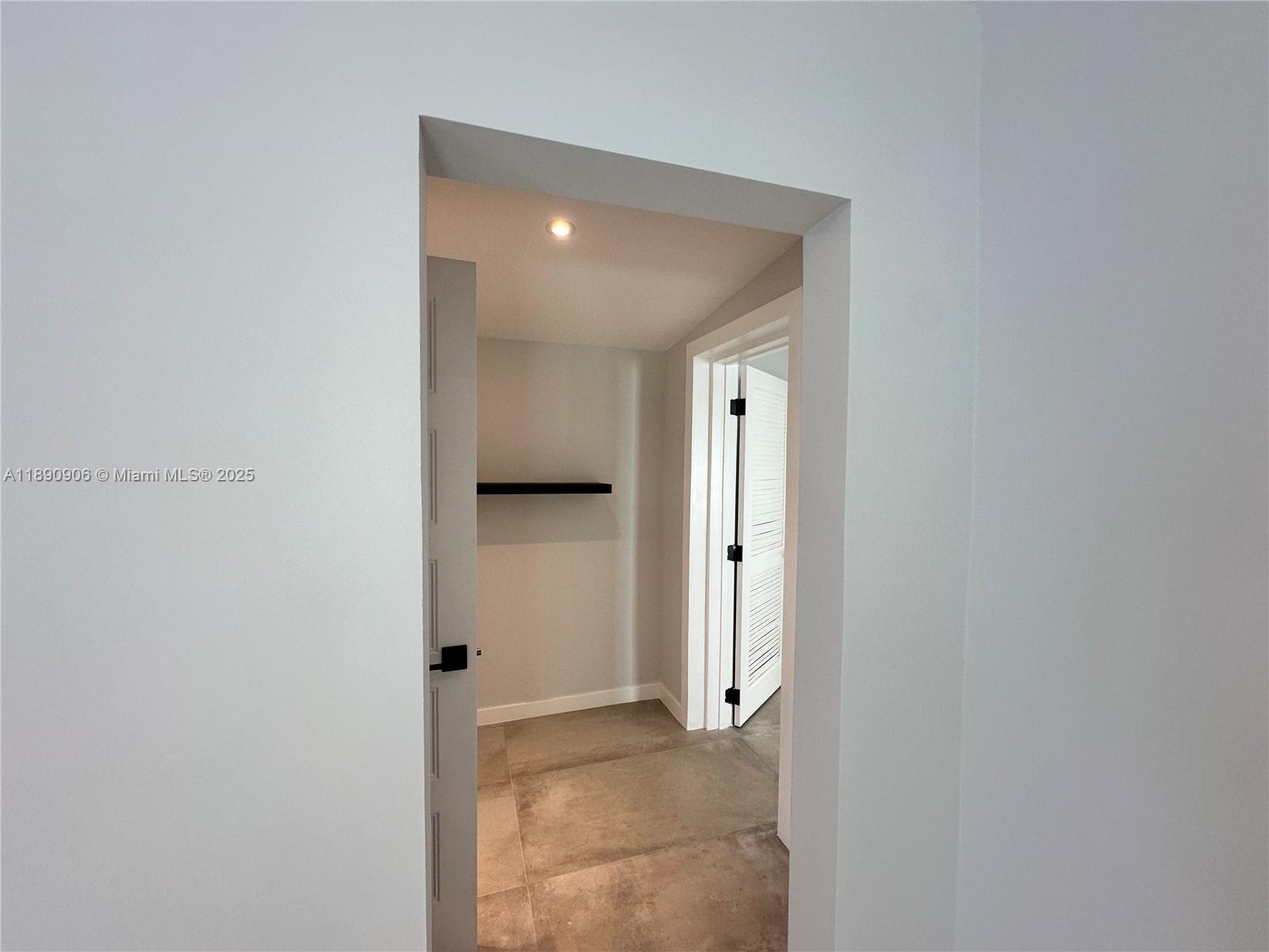 MIAMI GATEWAY REV - Residential Lease