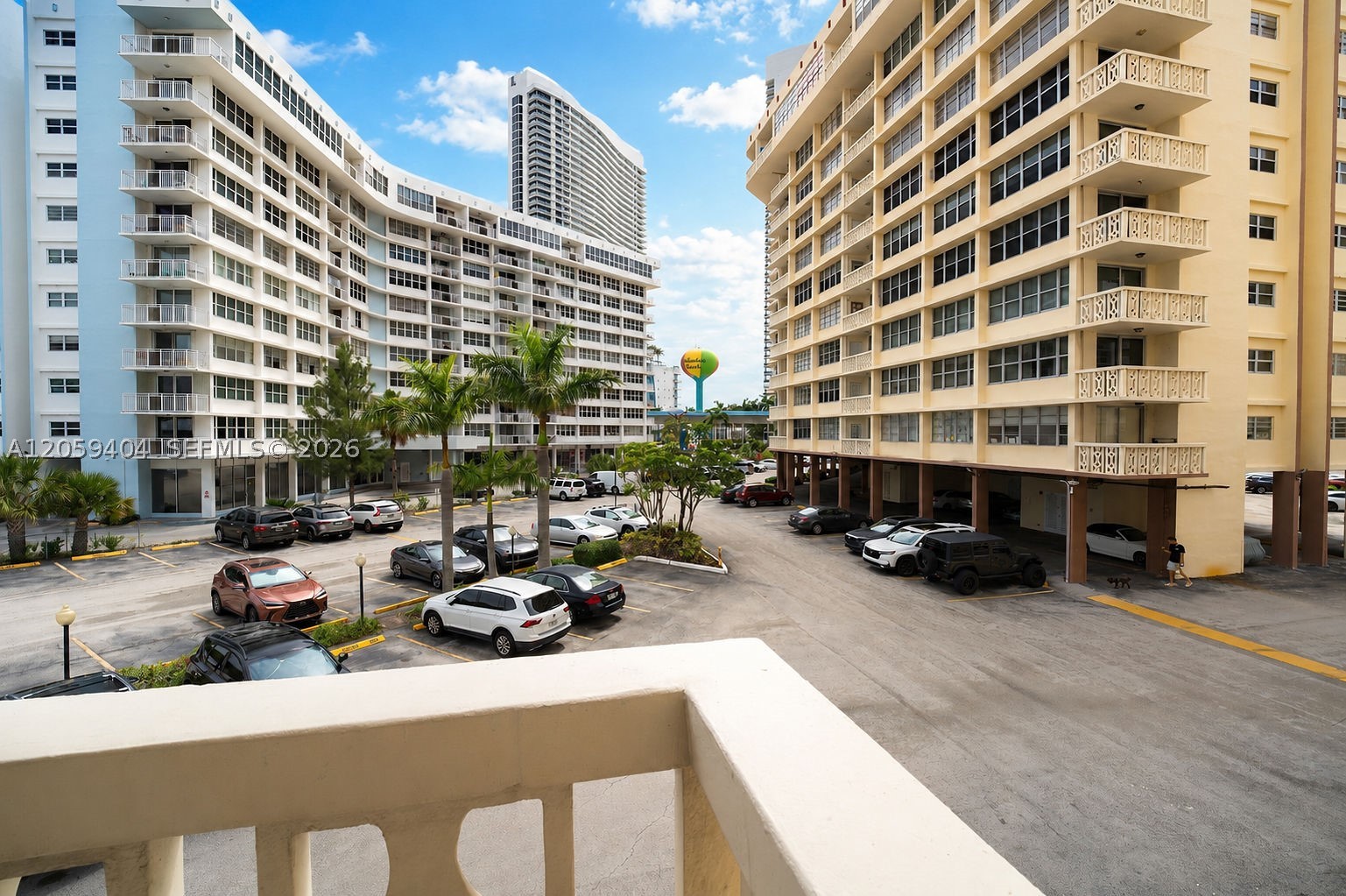 IMPERIAL TOWERS CONDO - Residential