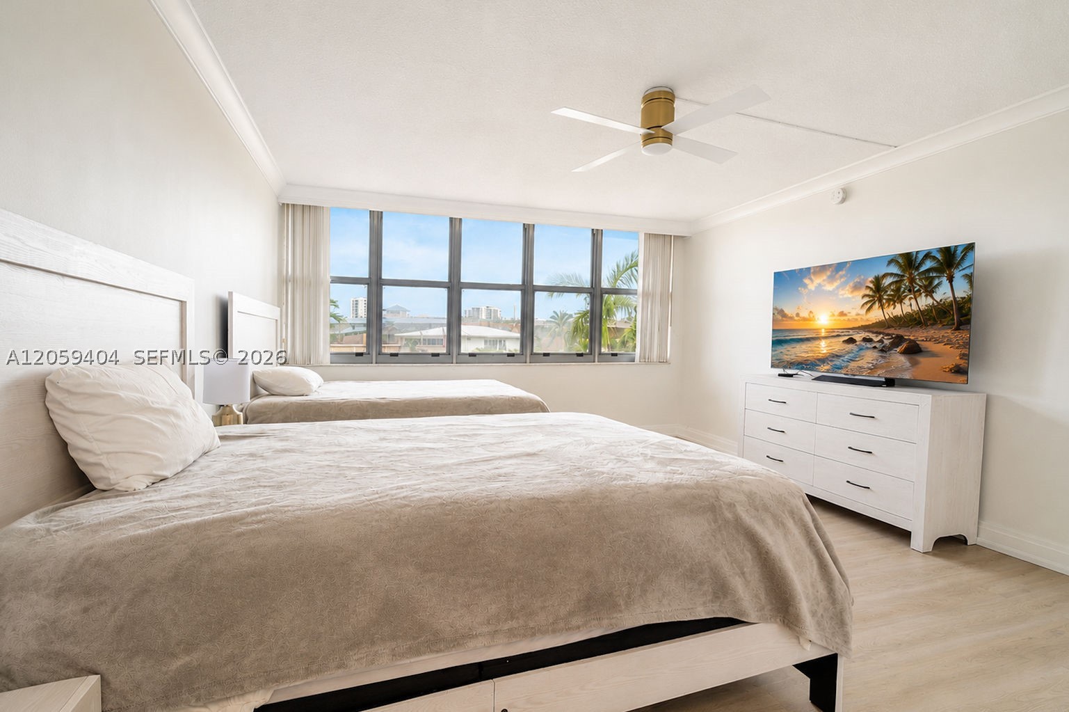 IMPERIAL TOWERS CONDO - Residential