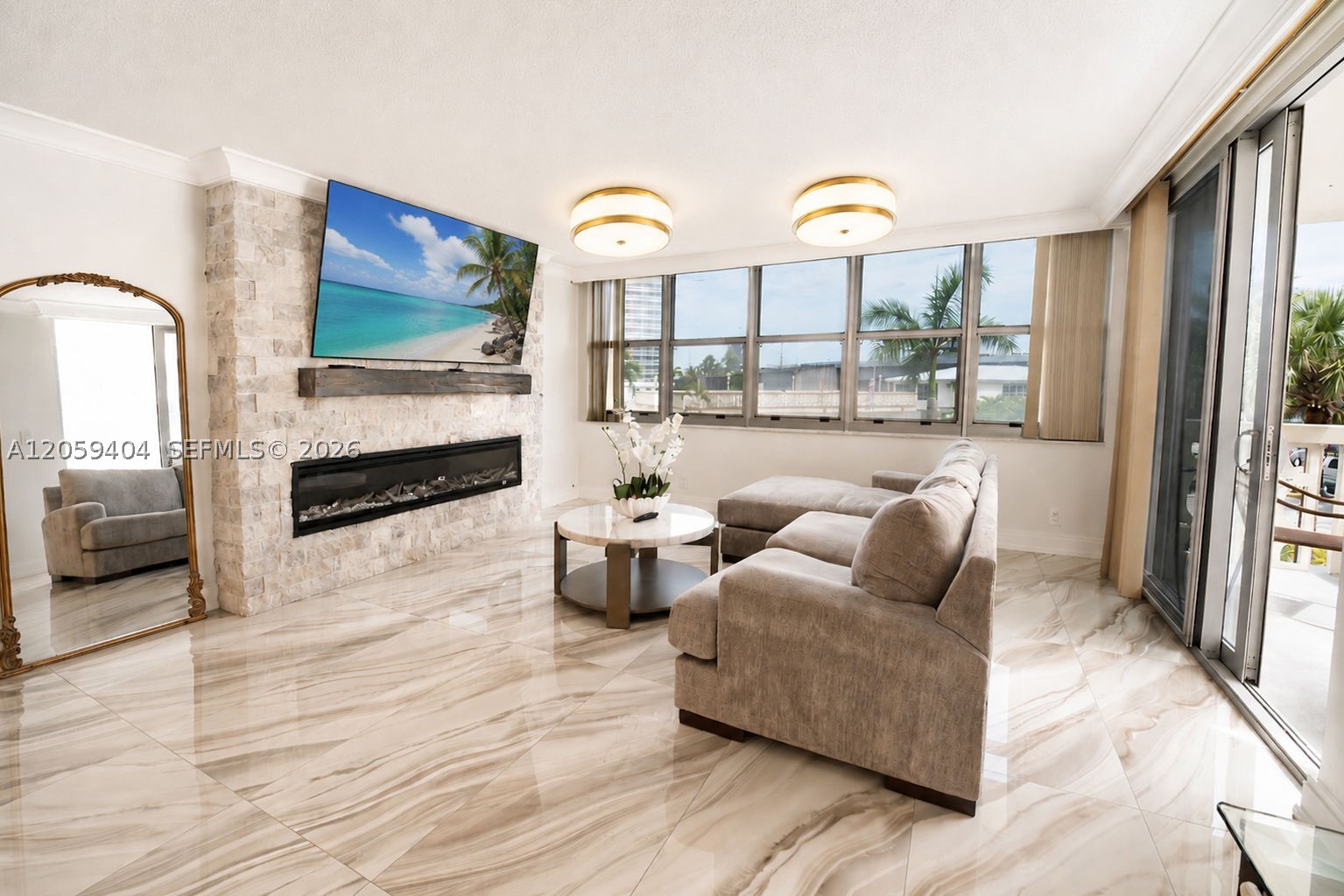 IMPERIAL TOWERS CONDO - Residential