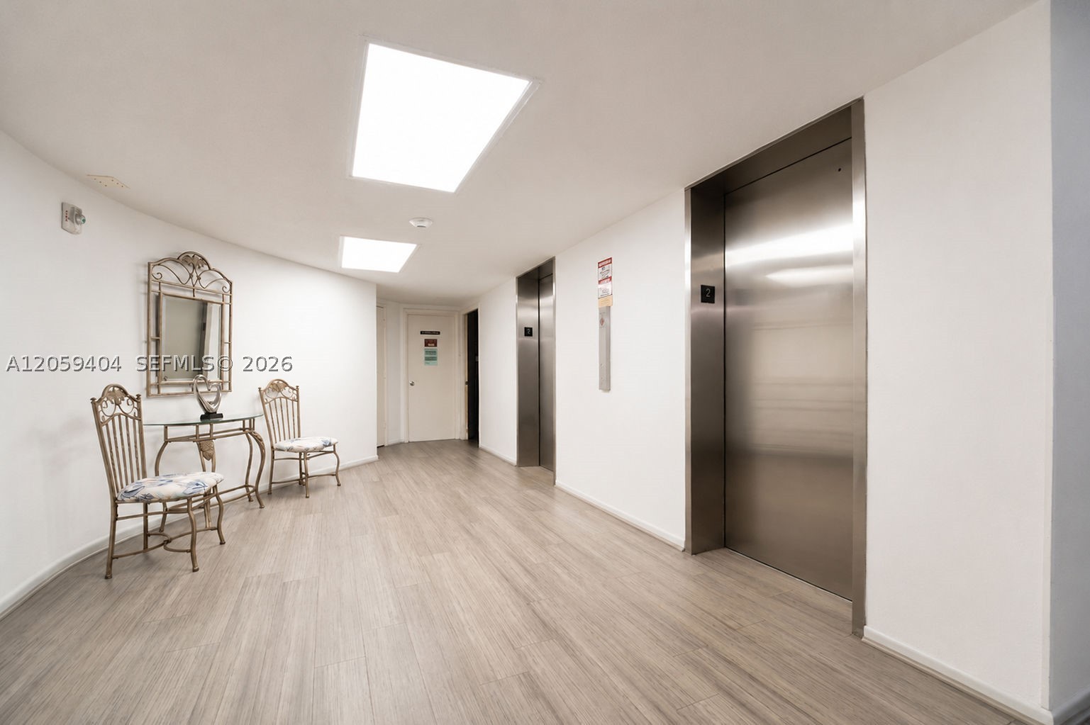 IMPERIAL TOWERS CONDO - Residential