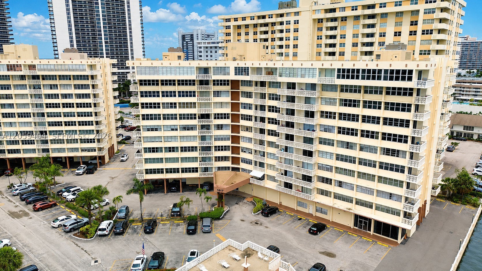 IMPERIAL TOWERS CONDO - Residential