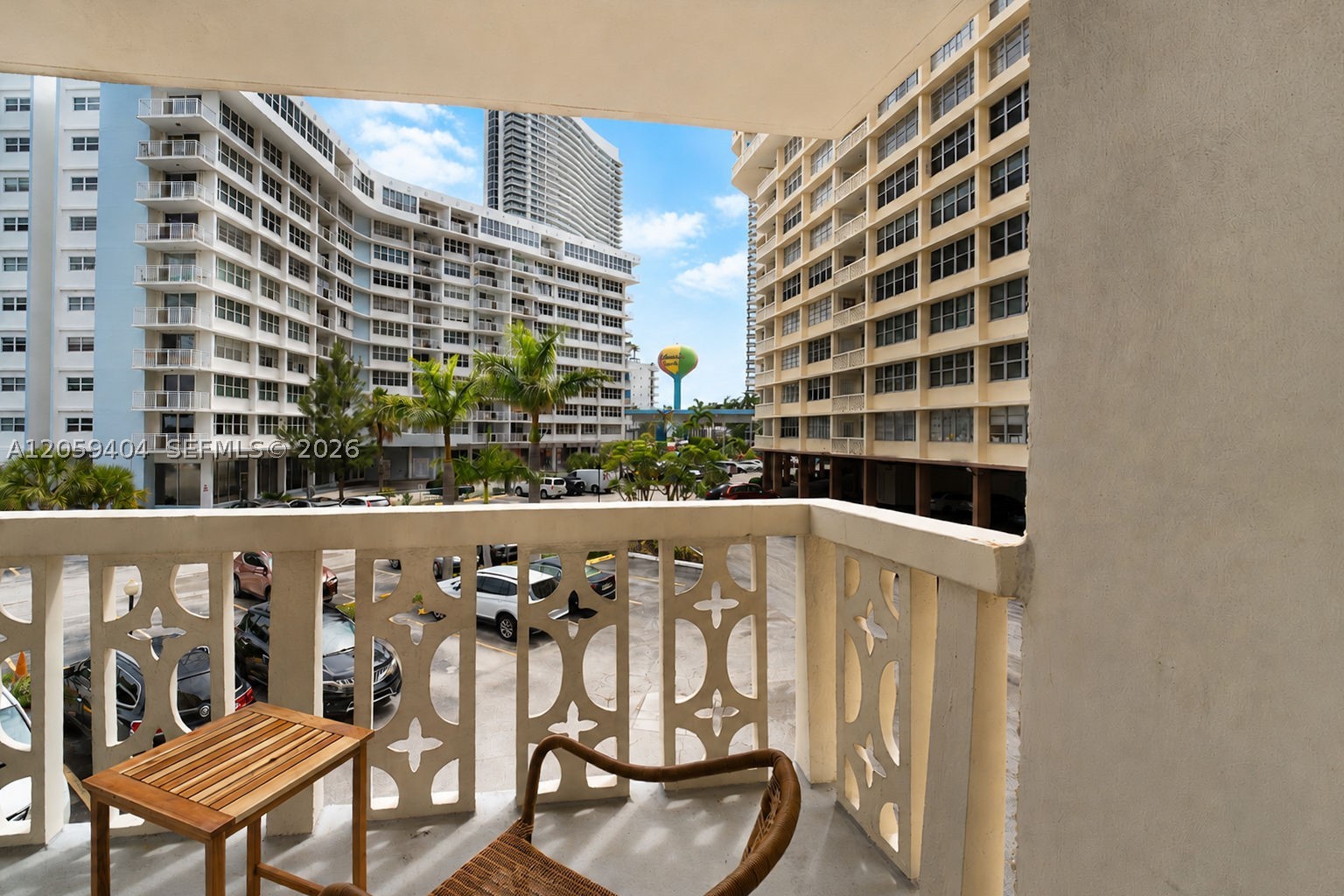 IMPERIAL TOWERS CONDO - Residential