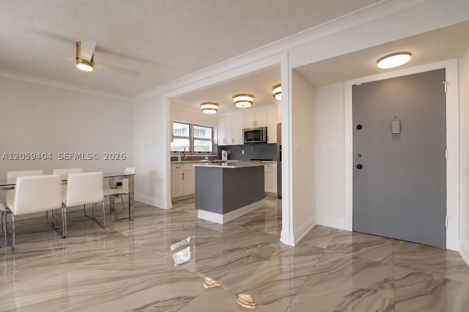 IMPERIAL TOWERS CONDO - Residential