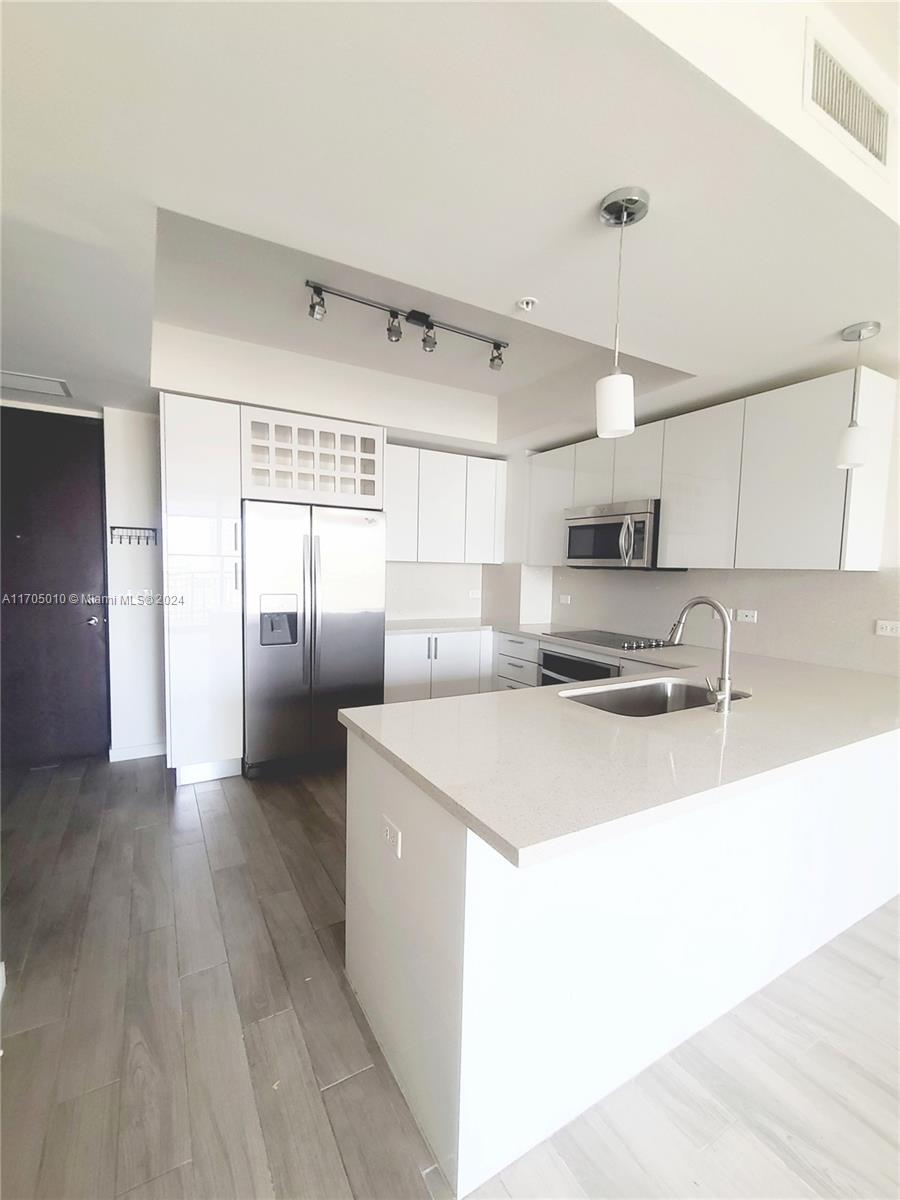 NINE AT MARY BRICKELL - Residential Lease