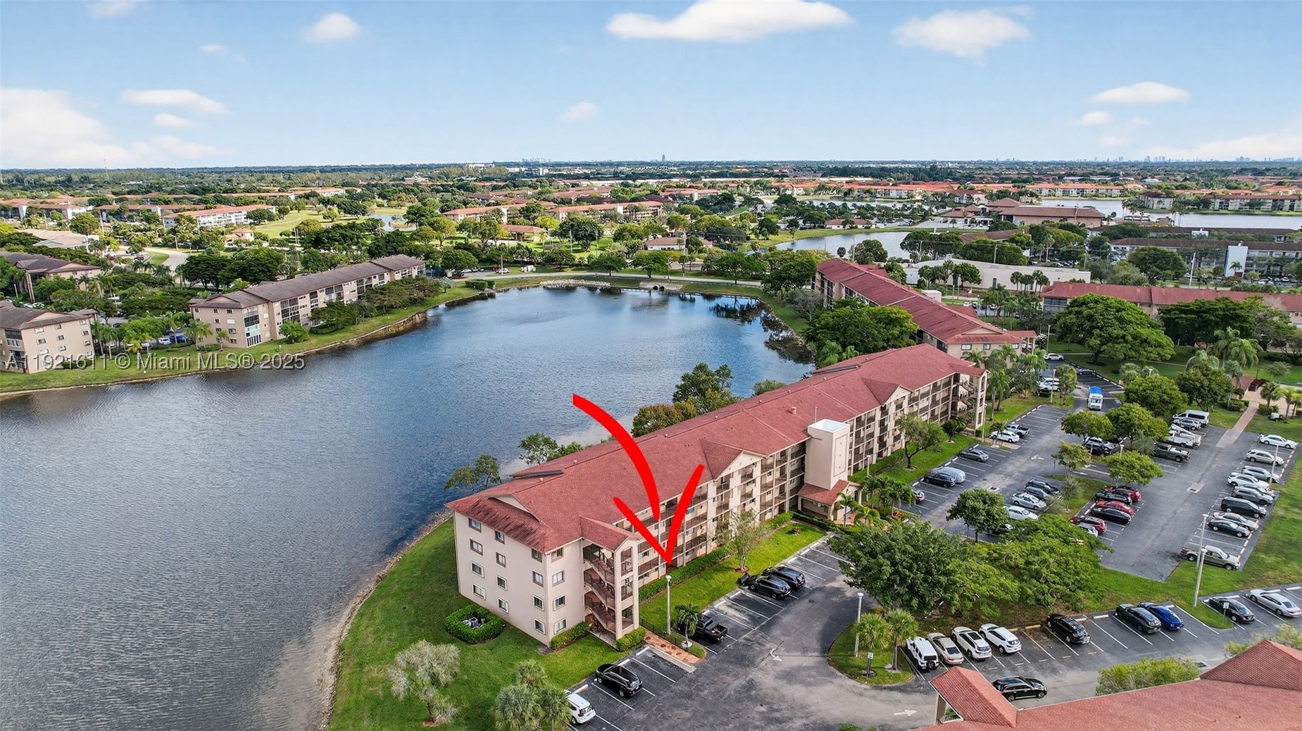 SUFFOLK AT CENTURY VILLAG - Residential