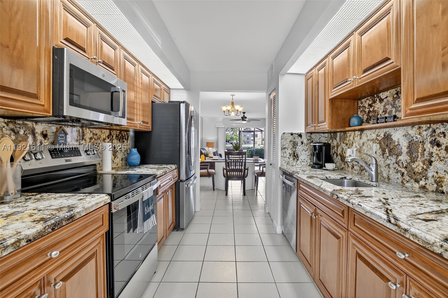 SUFFOLK AT CENTURY VILLAG - Residential