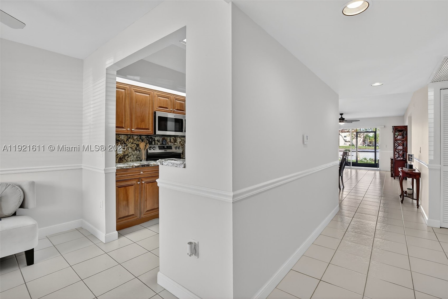 SUFFOLK AT CENTURY VILLAG - Residential