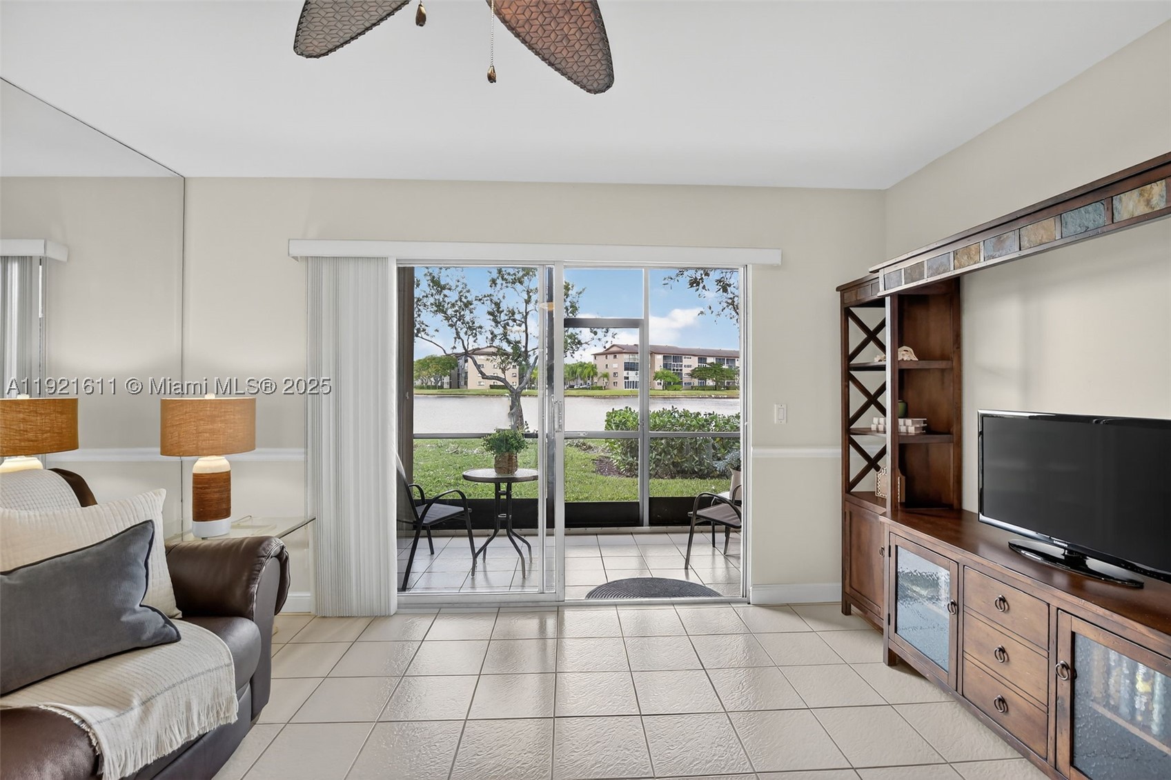 SUFFOLK AT CENTURY VILLAG - Residential