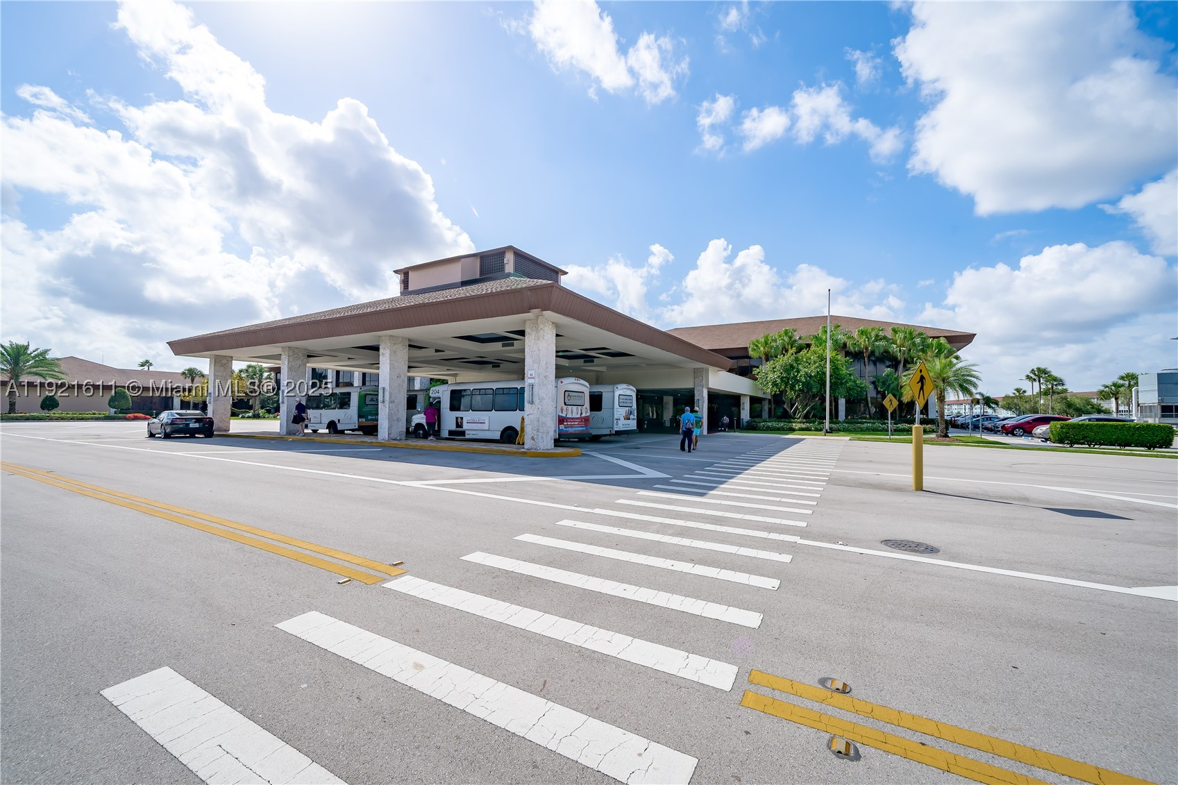 SUFFOLK AT CENTURY VILLAG - Residential