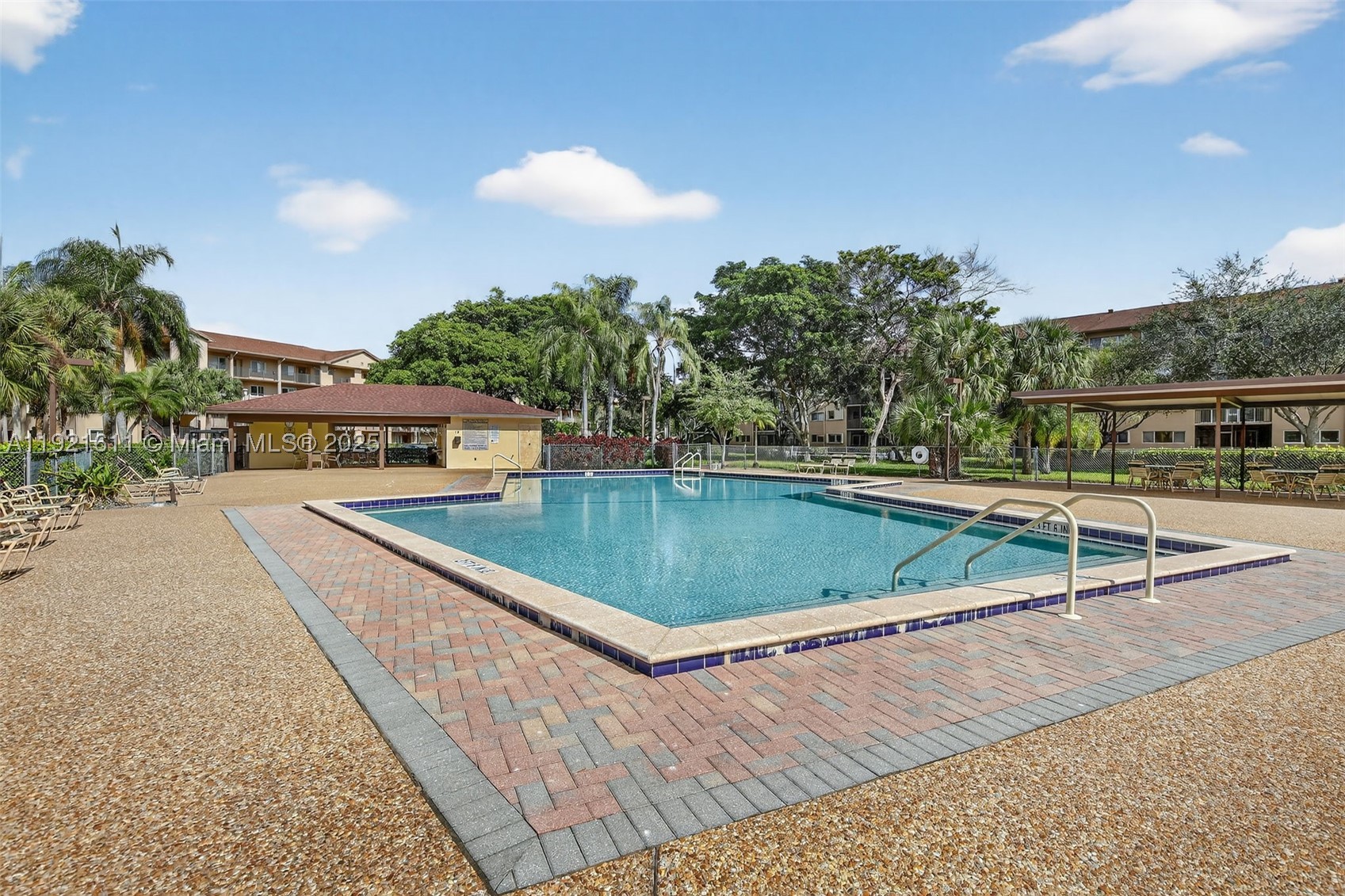 SUFFOLK AT CENTURY VILLAG - Residential