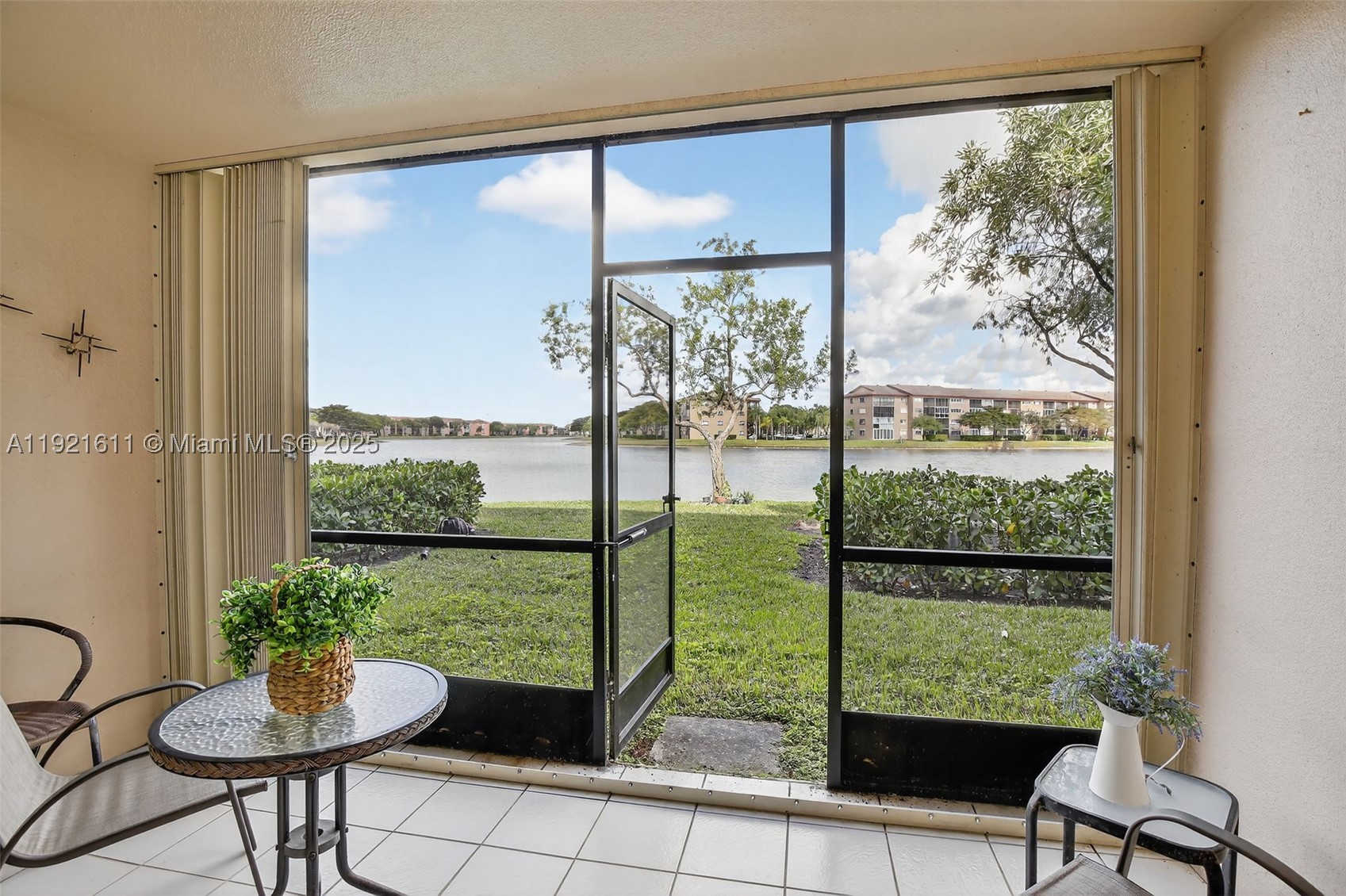 SUFFOLK AT CENTURY VILLAG - Residential